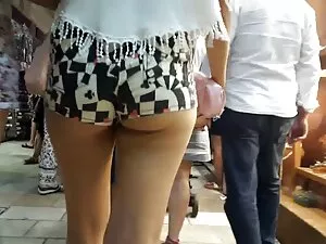 Amateur morena babe  ...