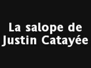 Joven pelirroja alem ...